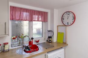 River Court Apartments LETS