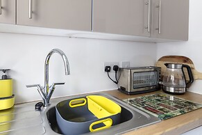 River Court Apartments LETS