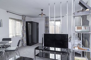 River Court Apartments LETS