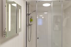 River Court Apartments LETS