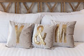 River Court Apartments LETS