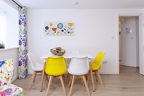 River Court Apartments LETS