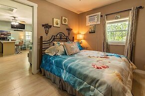 Come Friday Cottages on the Bay