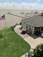 Come Friday Cottages on the Bay