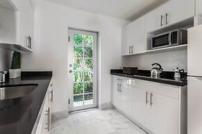 South Beach Suites on Alton