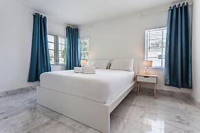 South Beach Suites on Alton