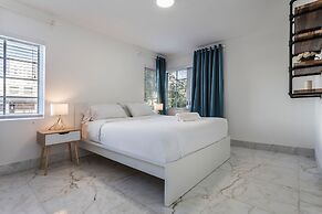 South Beach Suites on Alton