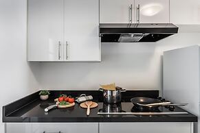 South Beach Suites on Alton