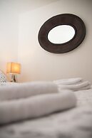 Luxury Executive Serviced Apartment