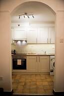 Luxury Executive Serviced Apartment