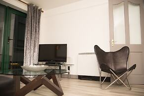 Luxury Executive Serviced Apartment