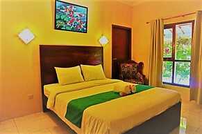 Azana Green Resort Pracimantoro