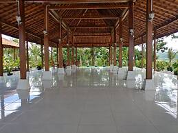 Azana Green Resort Pracimantoro