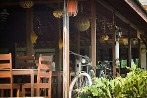 Azana Green Resort Pracimantoro