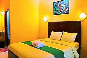 Azana Green Resort Pracimantoro