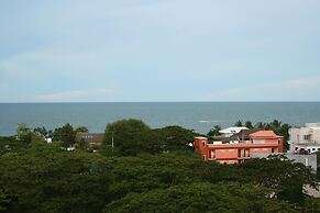 Hua Hin Beach Rocco Condo by THR