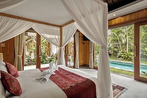 Buana Tirta Ubud Villa