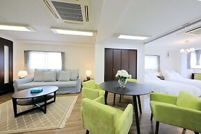 Osaka Namba Rakuraku Hotel