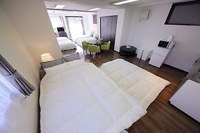 Osaka Namba Rakuraku Hotel