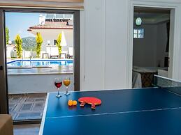 Villa with Private Pool Hisaronu