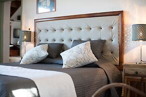 Villa Mirabello Suites