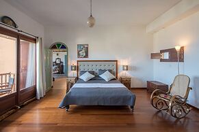 Villa Mirabello Suites