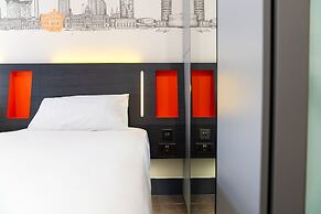 easyHotel Birmingham