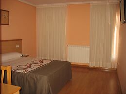 Hotel Reyes de León
