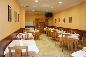 Hotel Reyes de León