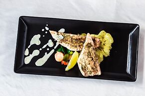 Mahlakapese Guest Lodge