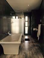 Mahlakapese Guest Lodge