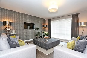 Town & Country Apartments -Priory Park