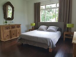 Habitation Villa Les Cassias