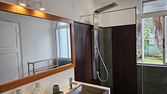 Habitation Villa Les Cassias