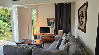 Habitation Villa Les Cassias