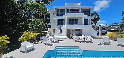Habitation Villa Les Cassias