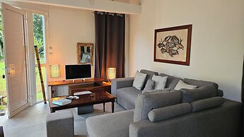 Habitation Villa Les Cassias