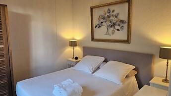 Habitation Villa Les Cassias