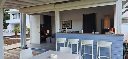 Habitation Villa Les Cassias