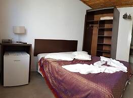 Thaiji Pousada e Parador