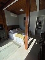 Thaiji Pousada e Parador