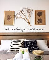 Simply Comfy Apartment by Patsamon