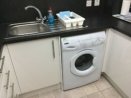 The Culloden is a Comfortable two Bedroom Apartment That Sleeps Four A