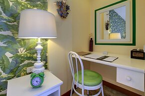 Almali Rawai Beach Residence