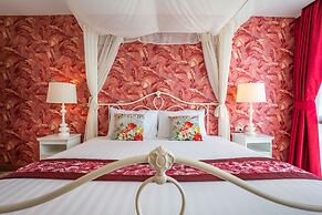 Almali Rawai Beach Residence