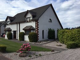 Inverness Apartments - West Heather