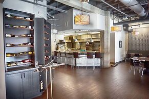 Pioneer Pocket Hotel