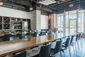 Pioneer Pocket Hotel