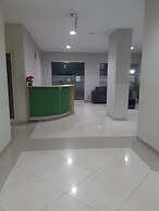 Green Lake View Luxury Apartment by Indah