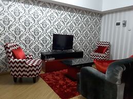 Green Lake View Luxury Apartment by Indah